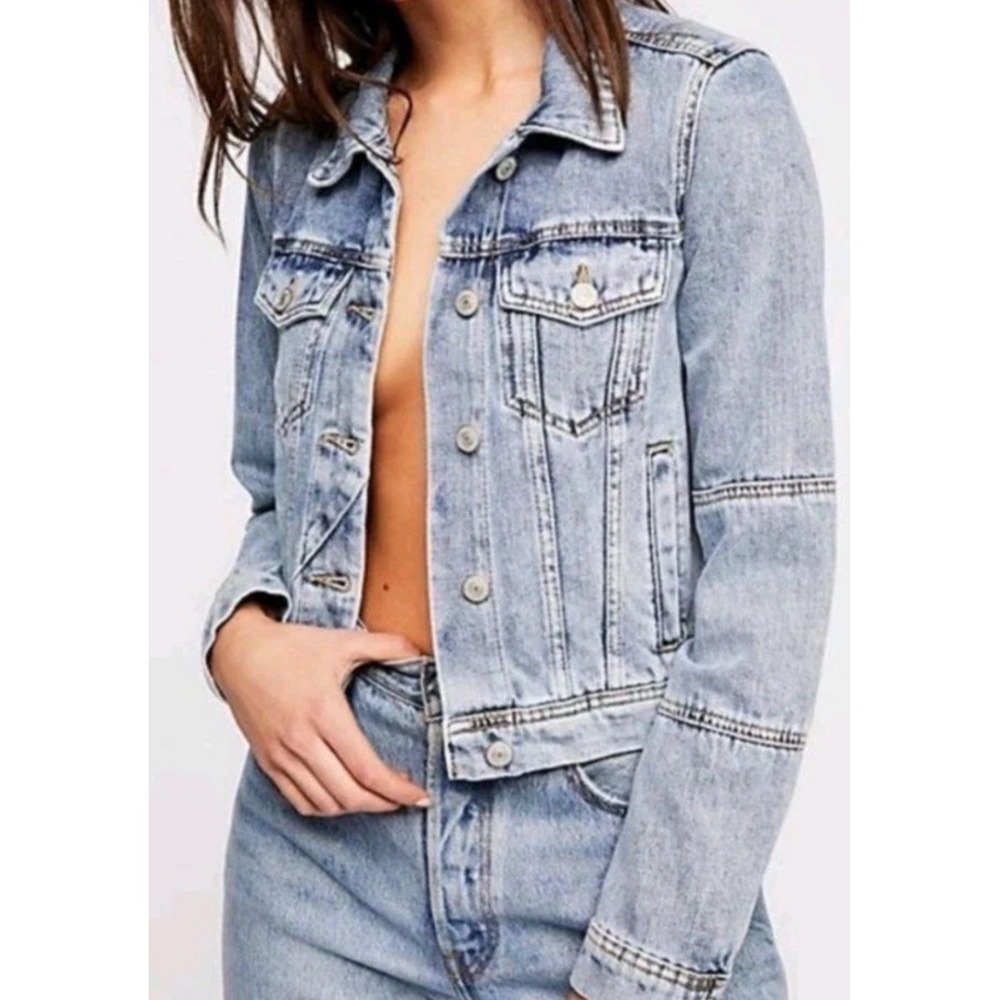 Free People Rumors Blue Denim Jean Jacket In Medium Indigo Women's Sz L - Picture 2 of 8